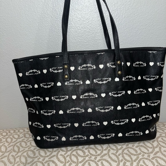 Betsey Johnson tote bag - Picture 2 of 3